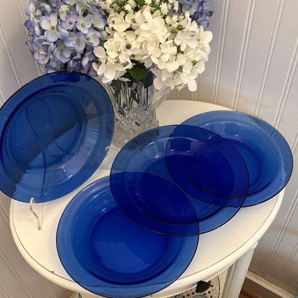 Arcoroc Cobalt Blue Wide Rim Soup Bowls, 8 1/2” Across x 1 1/4” Deep, Set of 4 - Picture 1 of 7